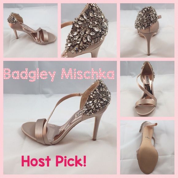 Badgley Mischka Shoes - 🎉HP🎉❗️*FIRM*❗️BNIB! Badgley Mischka satin heels